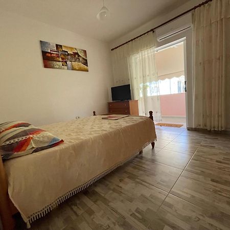 Ferienwohnung Avocado Balcony Sarandë Exterior foto